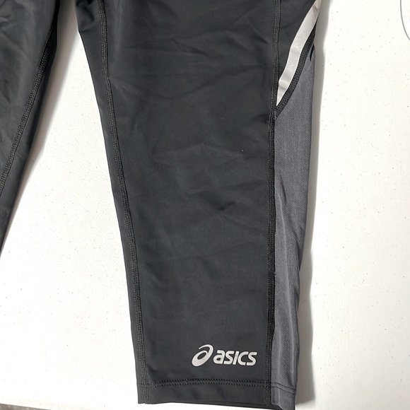 ASICS black crop bottom work out spandex - Picture 2 of 7